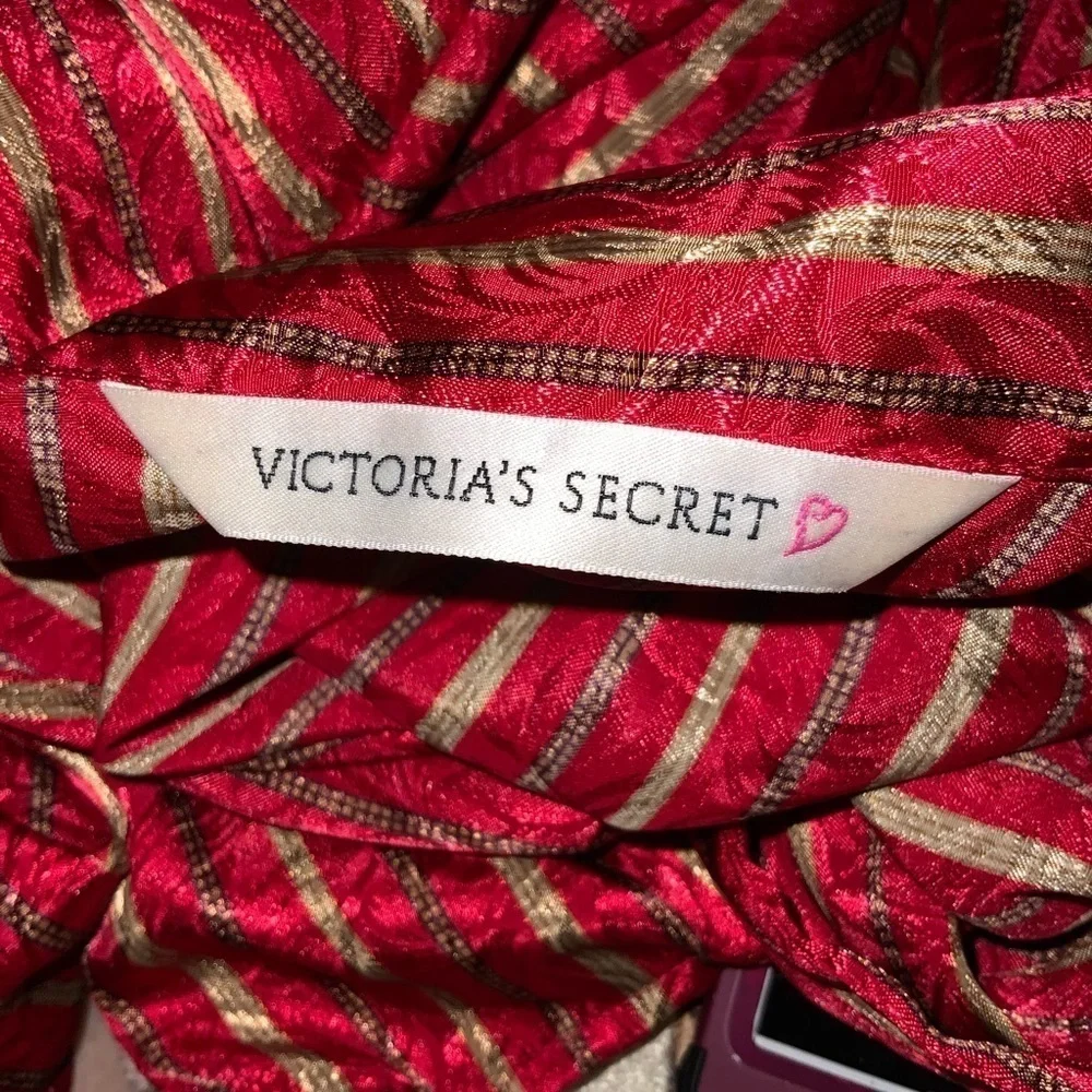 Victoria Secret Red & Gold Striped Satin Long Sleeve Button Down Sleep Shirt Med